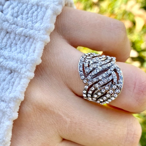 New Gorgeous 925 Silver Ring - Picture 5 of 9